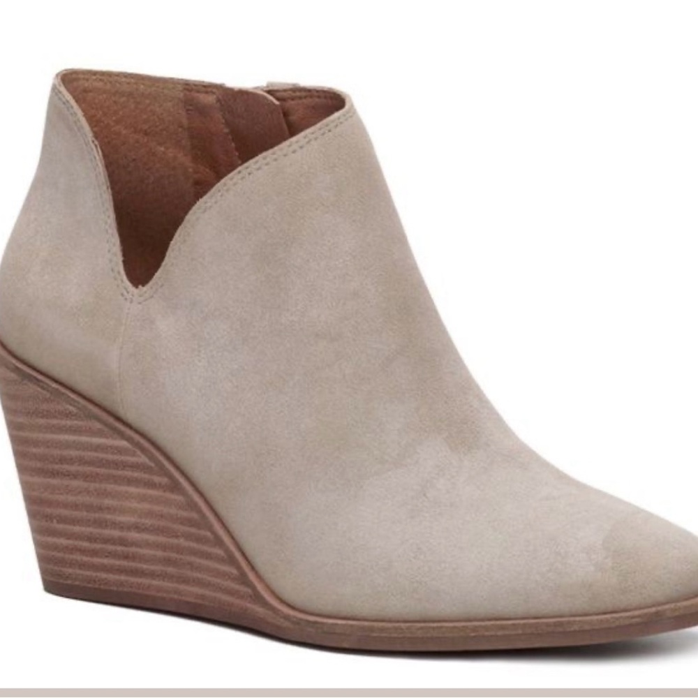 Lucky Brand Tan Wedge Ankle Boots
